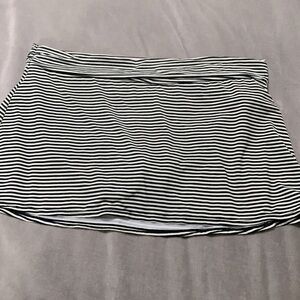 Garnet Hill 12 swim skirt